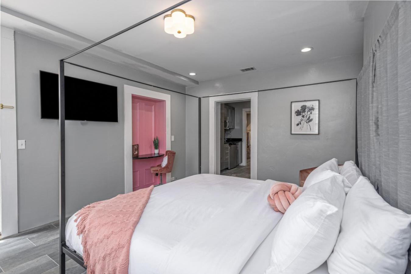 Brooklyn Suite At Hamilton Саванна Экстерьер фото